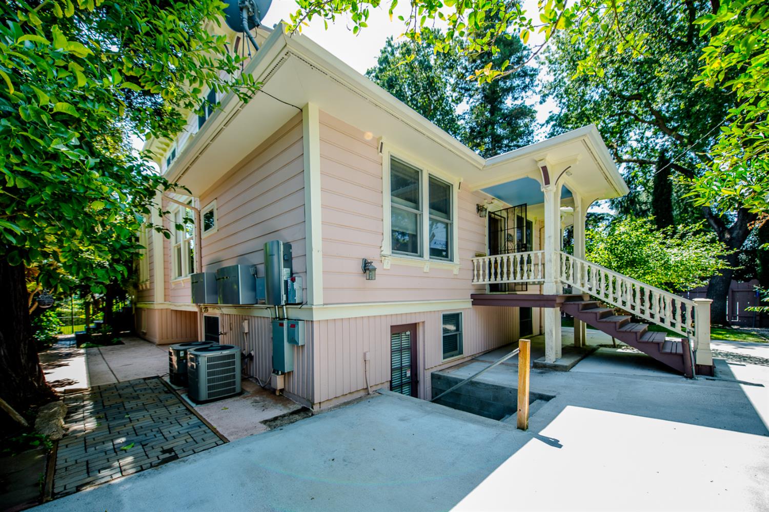 Woodland, California, 95695, United States, 5 Bedrooms Bedrooms, ,4 BathroomsBathrooms,Residential,Active,1843839