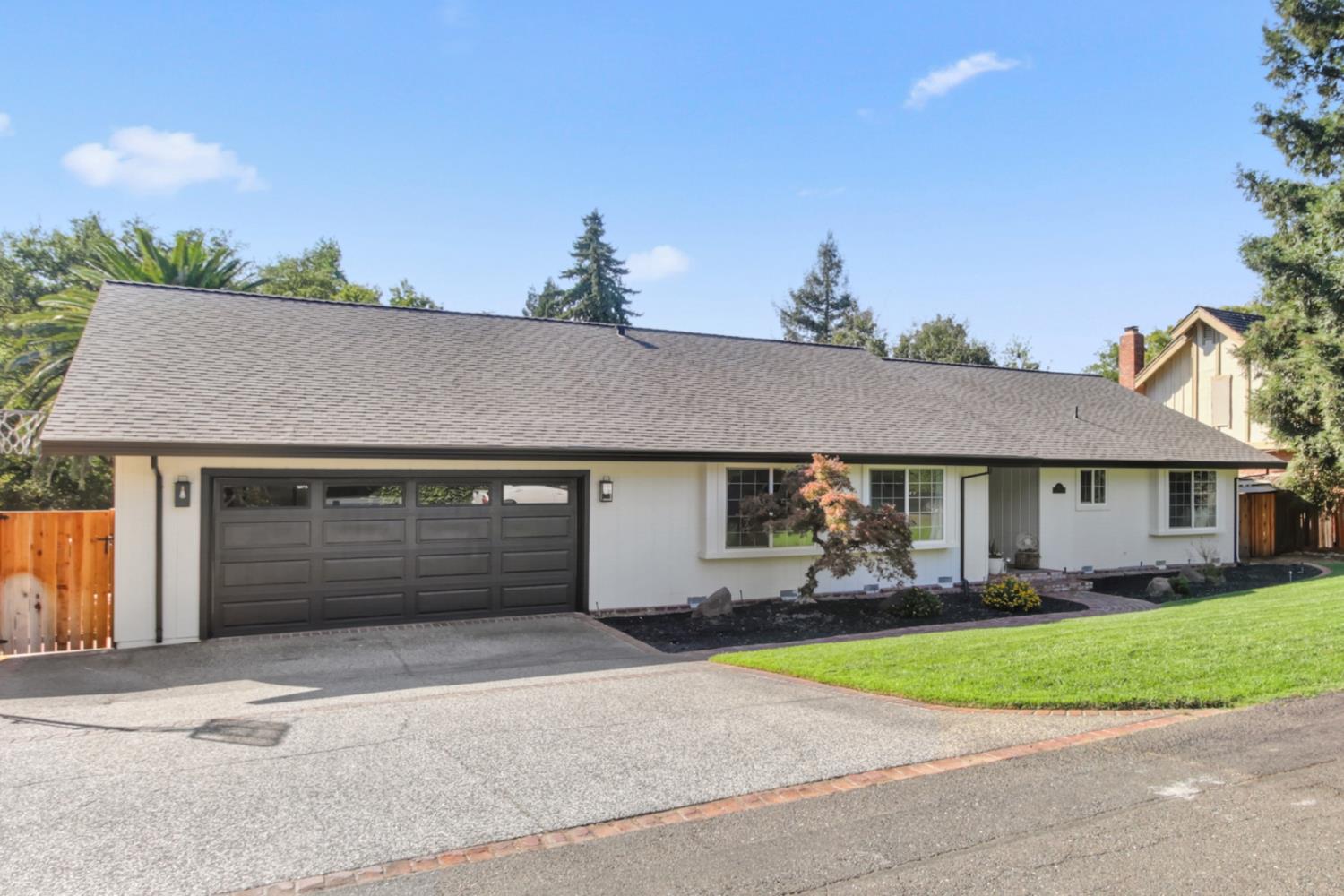 Carmichael, California, 95608, United States, 5 Bedrooms Bedrooms, ,4 BathroomsBathrooms,Residential,Active,1952048