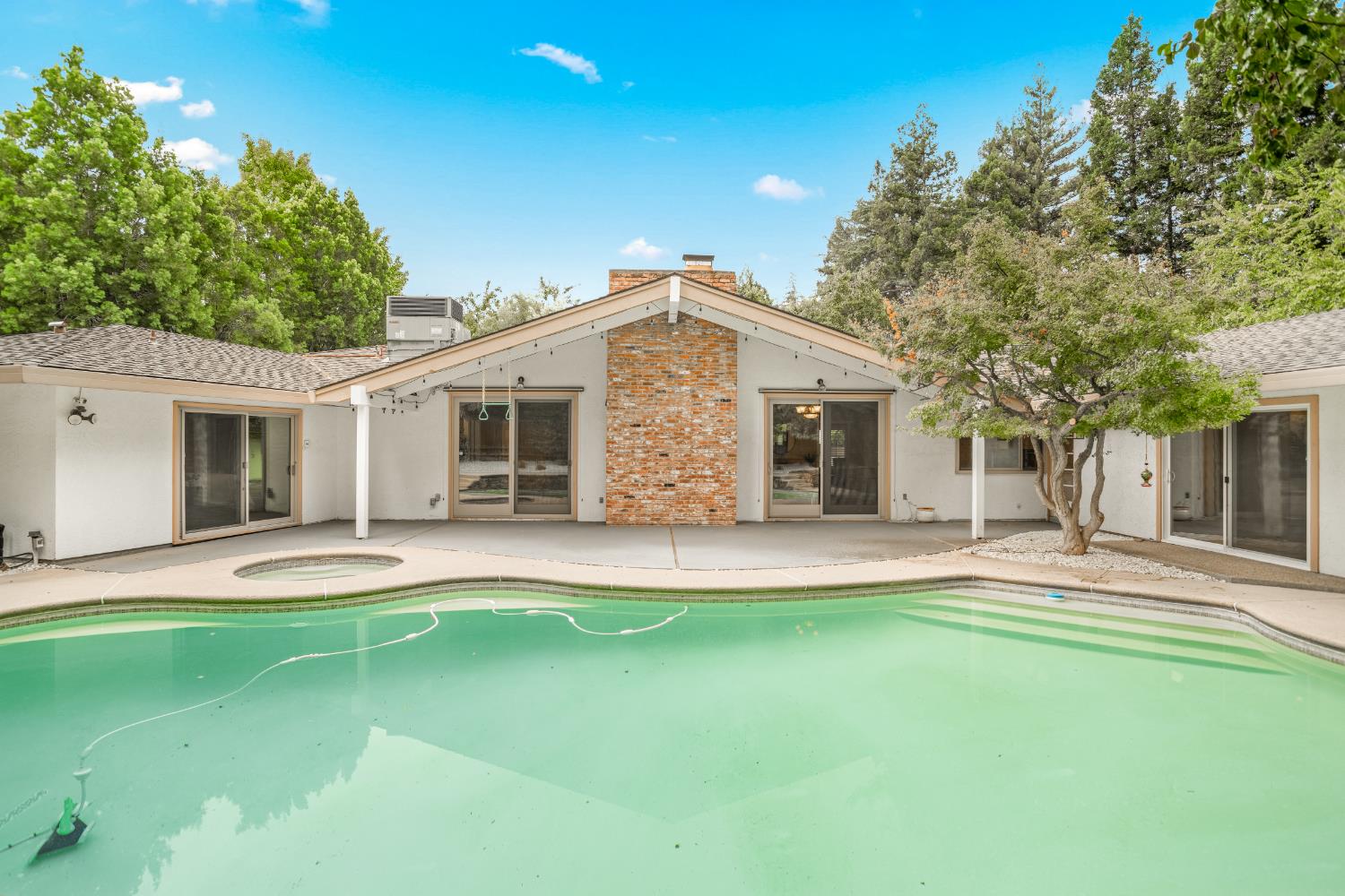 Sacramento, California, 95864, United States, 5 Bedrooms Bedrooms, ,3 BathroomsBathrooms,Residential,Active,1946308