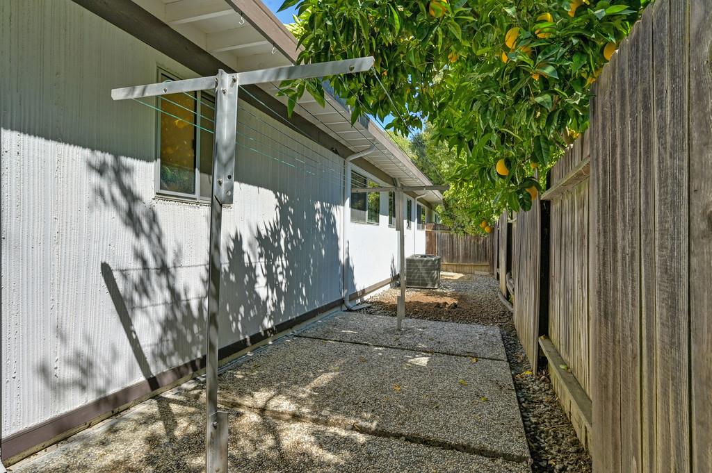 Davis, California, 95616, United States, 5 Bedrooms Bedrooms, ,2 BathroomsBathrooms,Residential,Active,1914596