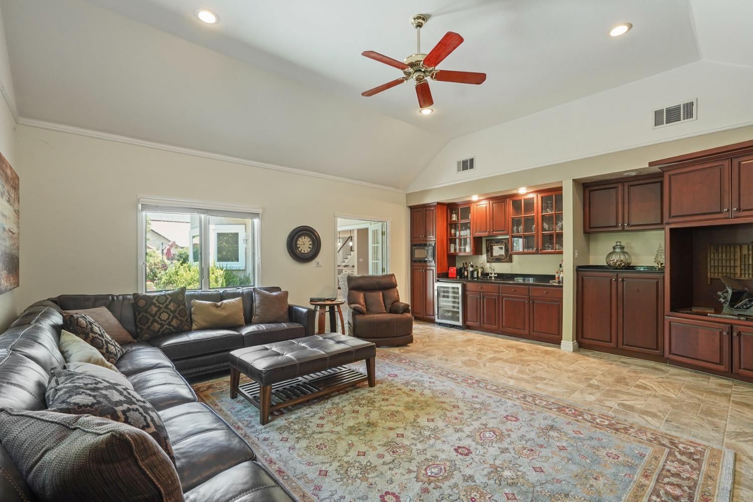 Lodi, California, 95242, United States, 4 Bedrooms Bedrooms, ,3 BathroomsBathrooms,Residential,Active,2007974