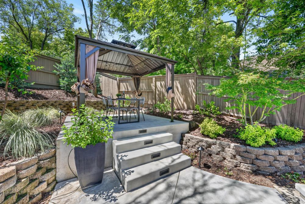 El Dorado Hills, California, 95762, United States, 5 Bedrooms Bedrooms, ,3 BathroomsBathrooms,Residential,Pending,2045616