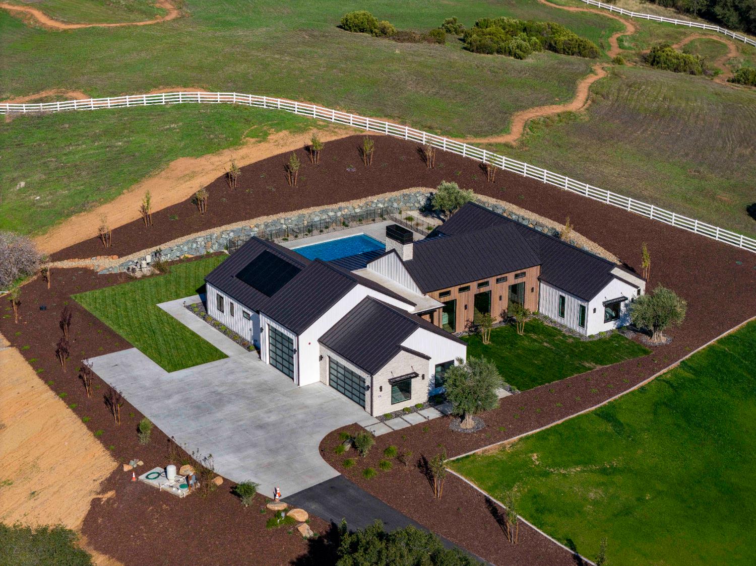 Newcastle, California, 95658, United States, 4 Bedrooms Bedrooms, ,6 BathroomsBathrooms,Residential,Active,1973288