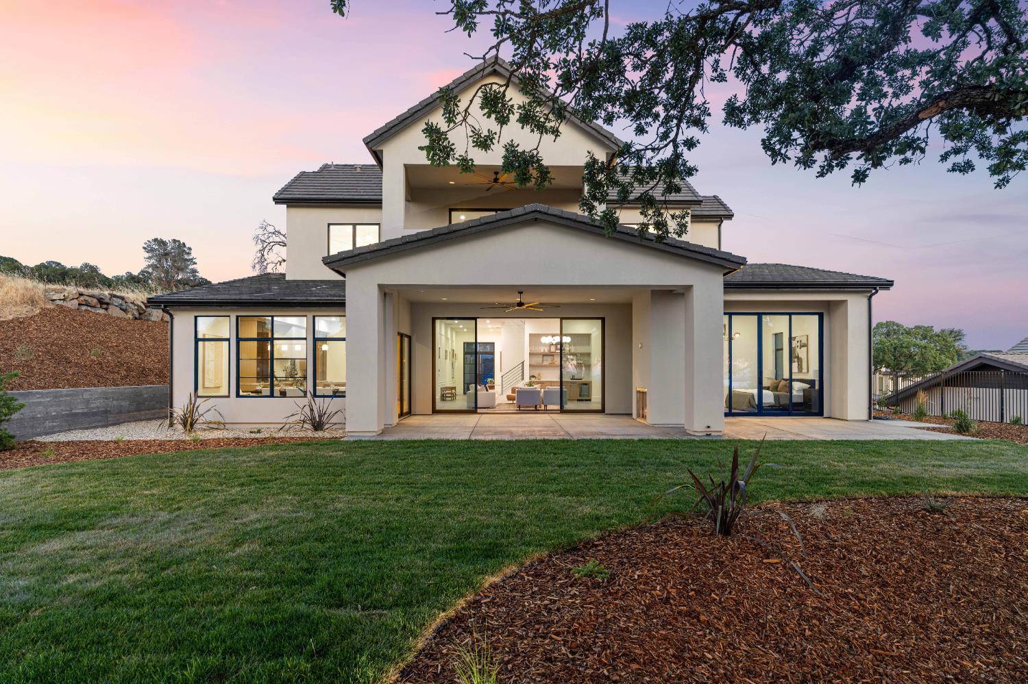 El Dorado Hills, California, 95762, United States, 5 Bedrooms Bedrooms, ,5 BathroomsBathrooms,Residential,Active,1920251