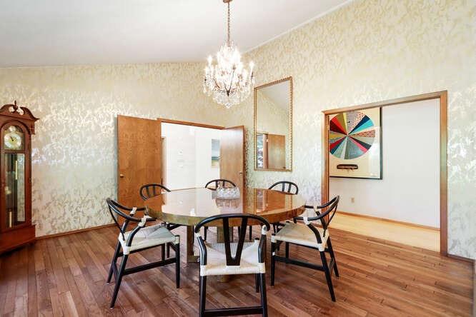 Sacramento, California, 95864, United States, 4 Bedrooms Bedrooms, ,3 BathroomsBathrooms,Residential,Active,1808144