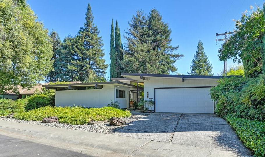 Davis, California, 95616, United States, 5 Bedrooms Bedrooms, ,2 BathroomsBathrooms,Residential,Active,1914596
