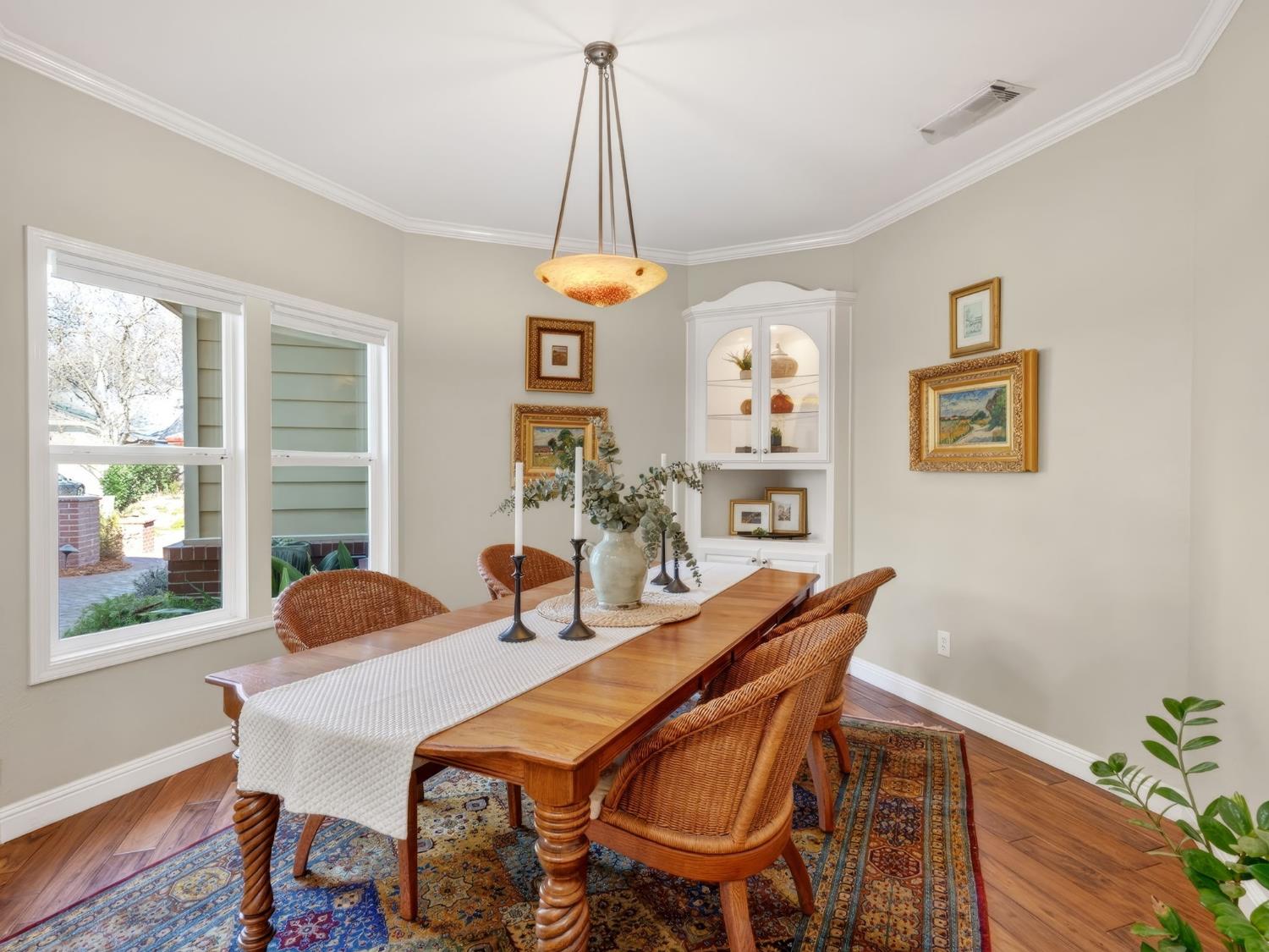 Davis, California, 95618, United States, 5 Bedrooms Bedrooms, ,3 BathroomsBathrooms,Residential,Active,2015823