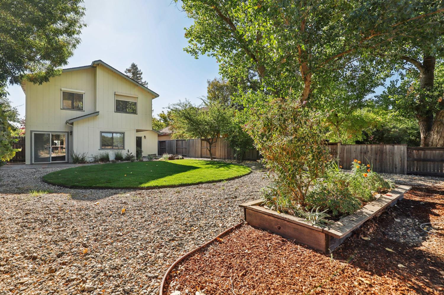 Davis, California, 95616, United States, 3 Bedrooms Bedrooms, ,3 BathroomsBathrooms,Residential,Active,1922309