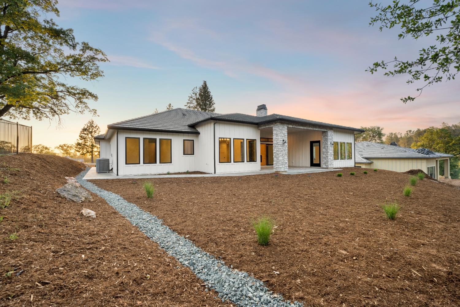 Auburn, California, 95602, United States, 4 Bedrooms Bedrooms, ,3 BathroomsBathrooms,Residential,Active,1943769