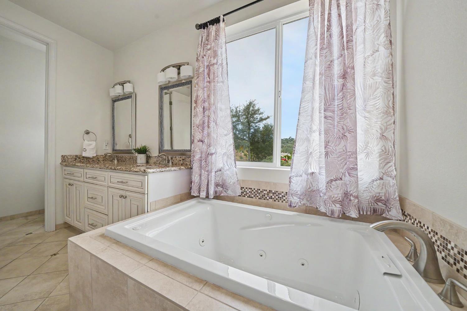 Copperopolis, California, 95228, United States, 3 Bedrooms Bedrooms, ,3 BathroomsBathrooms,Residential,Active,2052096