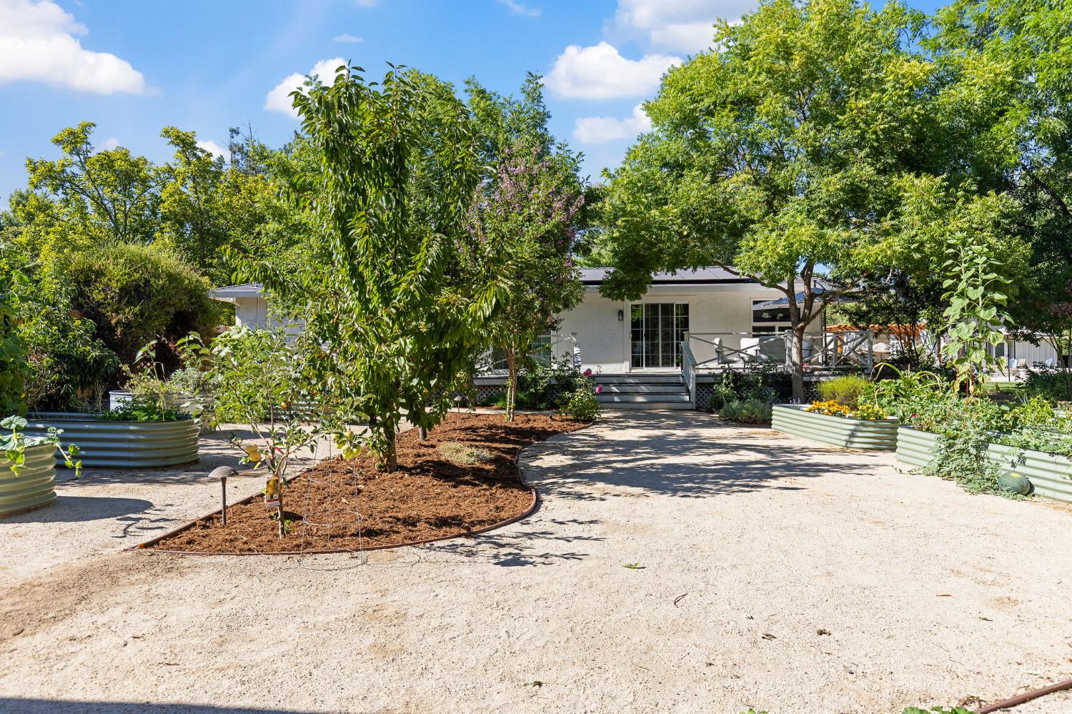 Loomis, California, 95650, United States, 3 Bedrooms Bedrooms, ,2 BathroomsBathrooms,Residential,Pending,1922290