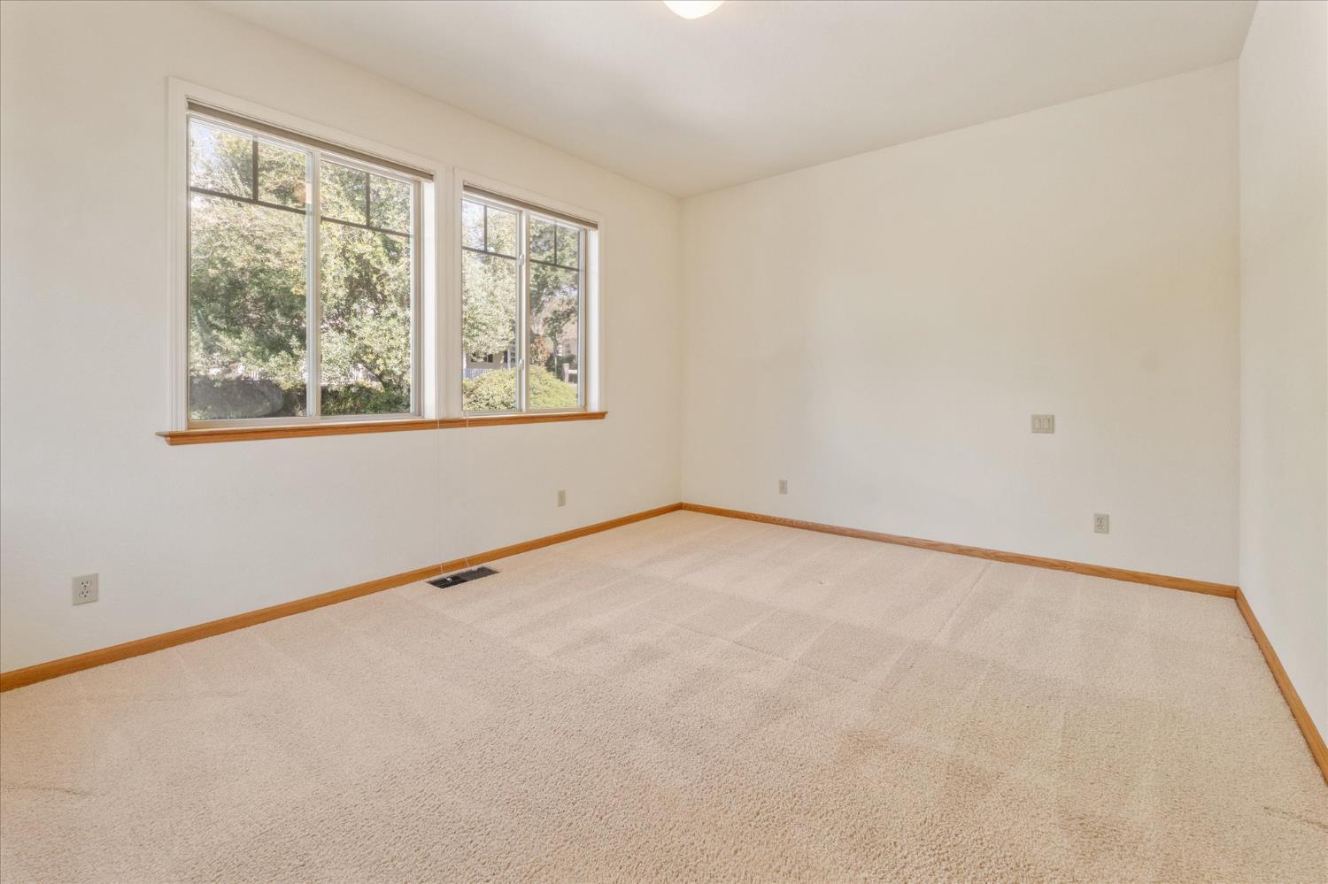 Angels Camp, California, 95222, United States, 3 Bedrooms Bedrooms, ,4 BathroomsBathrooms,Residential,Active,2036048