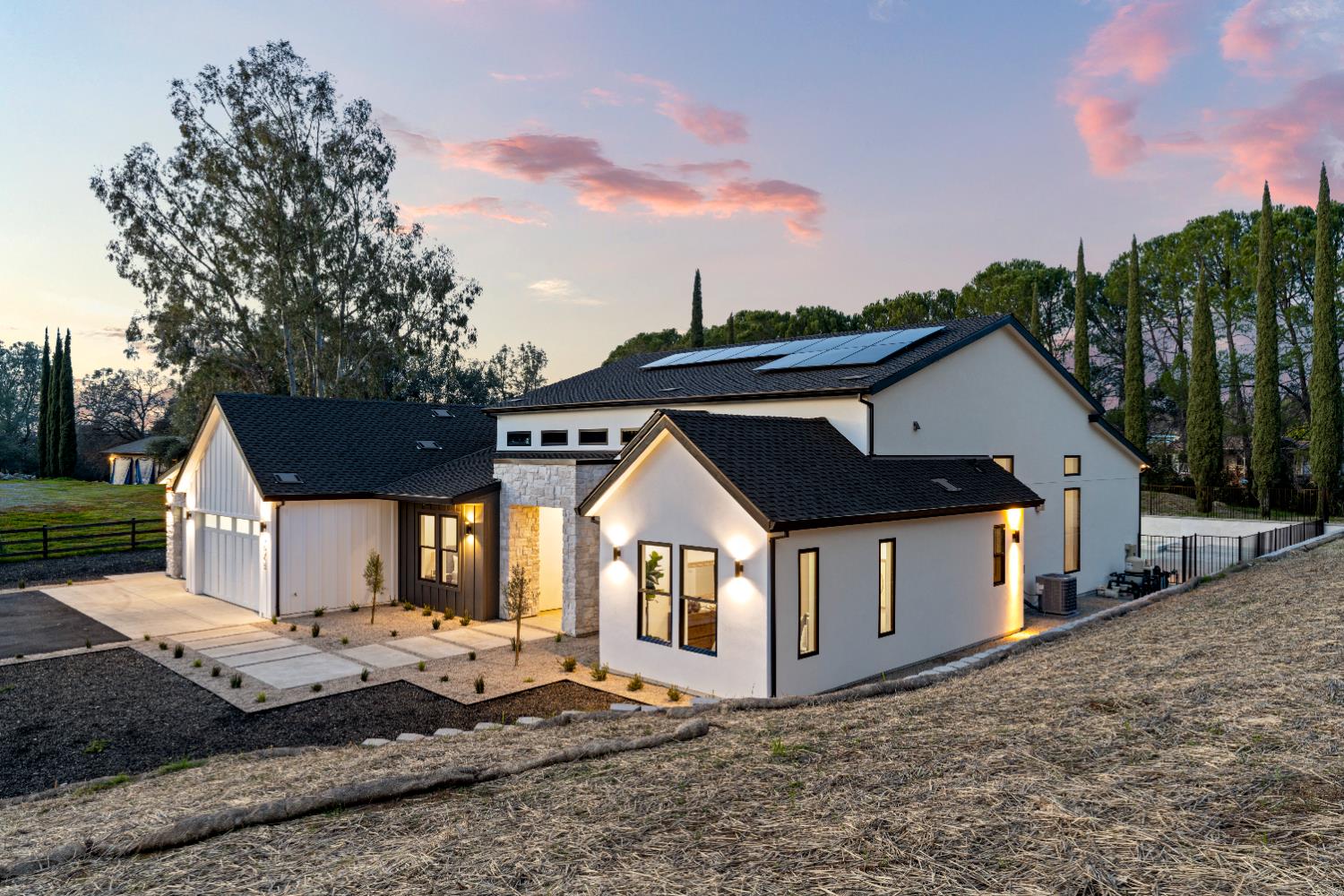 Newcastle, California, 95658, United States, 5 Bedrooms Bedrooms, ,4 BathroomsBathrooms,Residential,Active,2013165