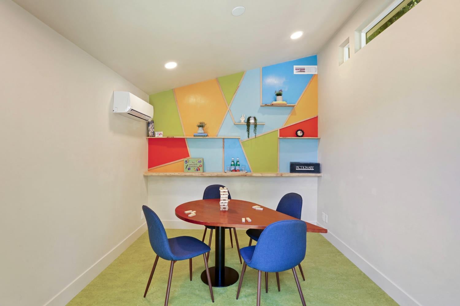 Modesto, California, 95350, United States, 4 Bedrooms Bedrooms, ,3 BathroomsBathrooms,Residential,Active,1877804