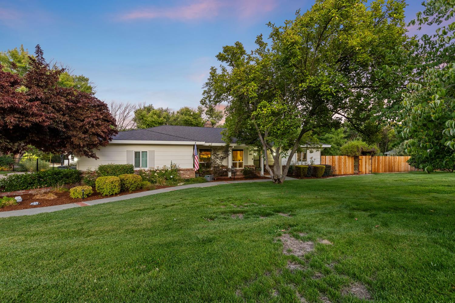 Loomis, California, 95650, United States, 3 Bedrooms Bedrooms, ,2 BathroomsBathrooms,Residential,Pending,1922290