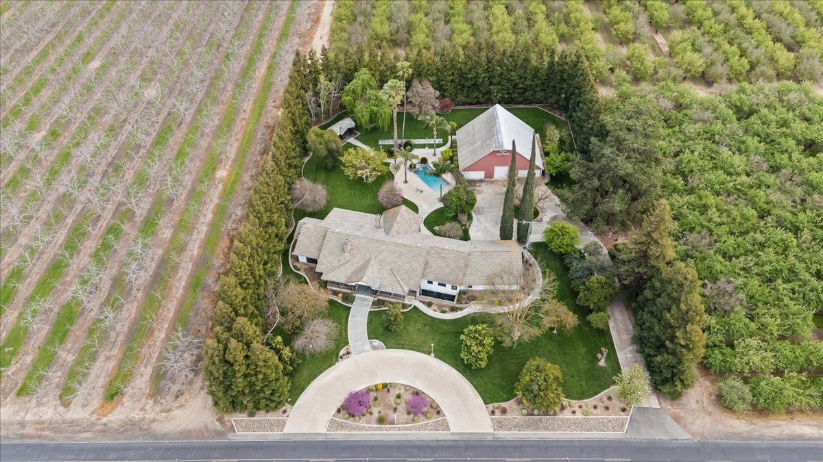 Ripon, California, 95366, United States, 3 Bedrooms Bedrooms, ,5 BathroomsBathrooms,Residential,Active,1808206