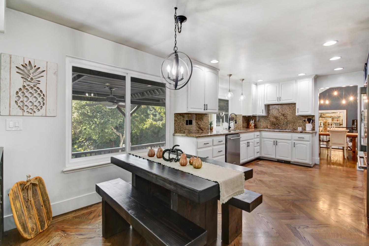 Carmichael, California, 95608, United States, 5 Bedrooms Bedrooms, ,4 BathroomsBathrooms,Residential,Active,1952048