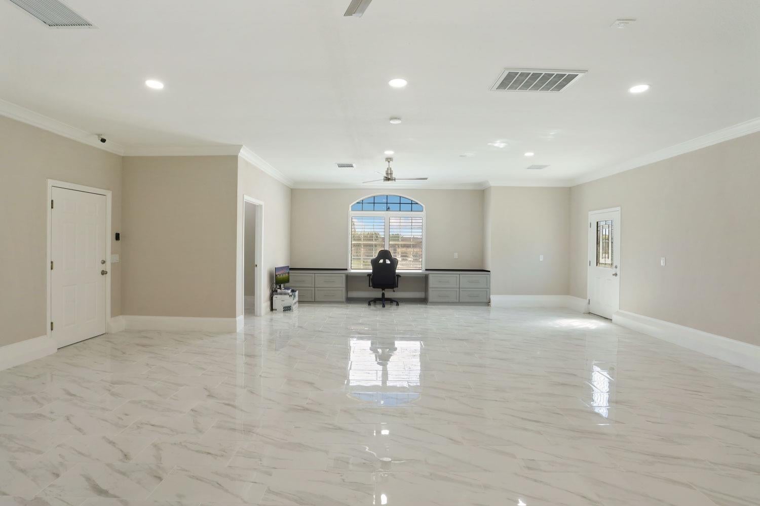 Manteca, California, 95336, United States, 4 Bedrooms Bedrooms, ,3 BathroomsBathrooms,Residential,Active,1946532