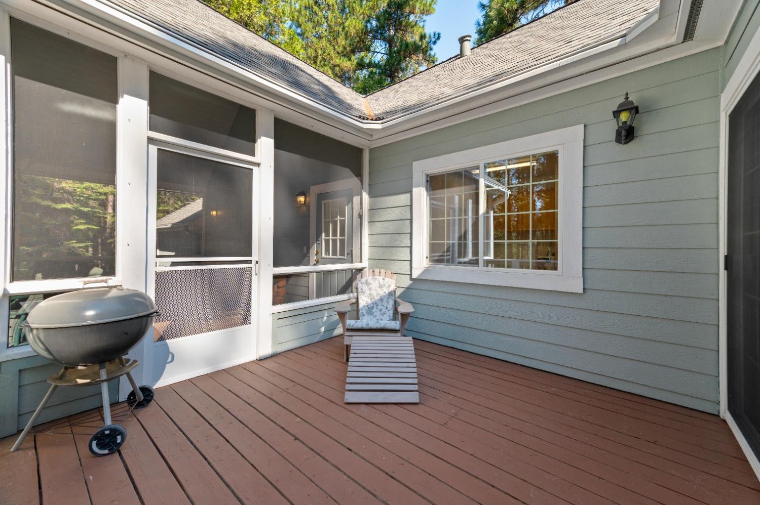 Nevada City, California, 95959, United States, 3 Bedrooms Bedrooms, ,4 BathroomsBathrooms,Residential,Active,1919052