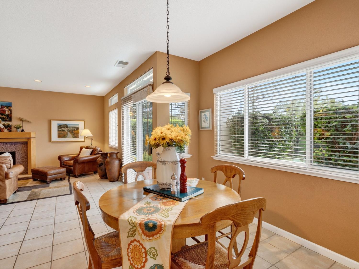 Davis, California, 95616, United States, 4 Bedrooms Bedrooms, ,3 BathroomsBathrooms,Residential,Active,2012895