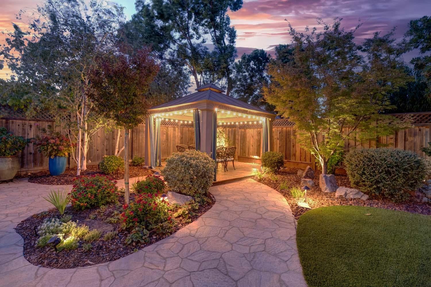 West Sacramento, California, 95605, United States, 4 Bedrooms Bedrooms, ,3 BathroomsBathrooms,Residential,Active,1929784