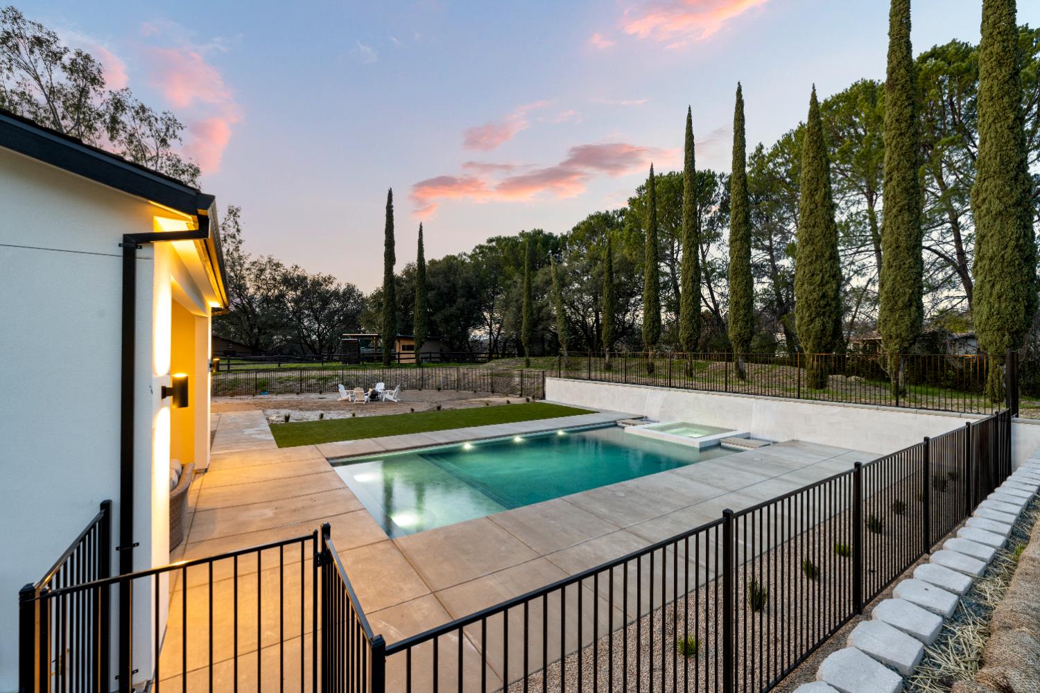 Newcastle, California, 95658, United States, 5 Bedrooms Bedrooms, ,4 BathroomsBathrooms,Residential,Active,2013165