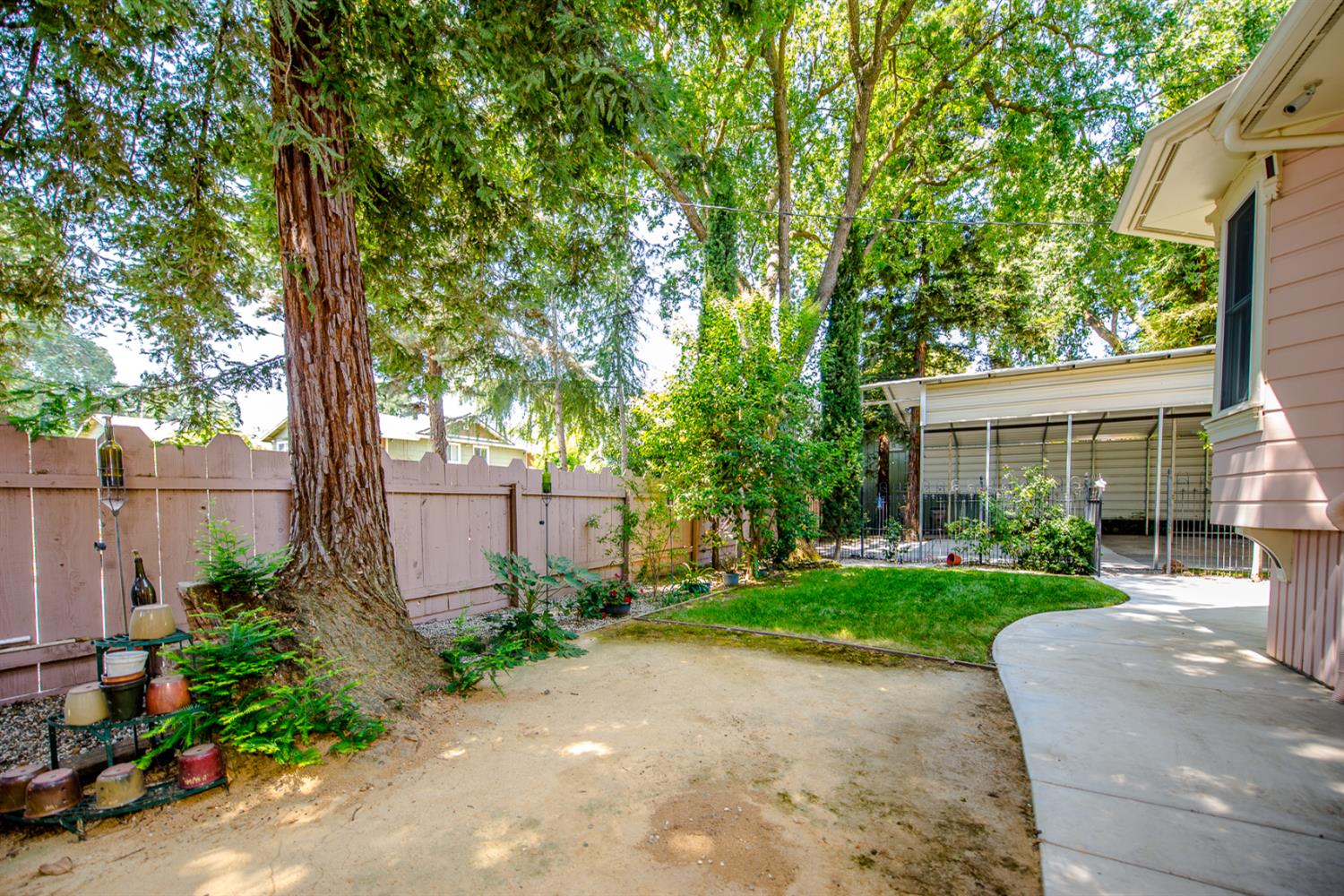 Woodland, California, 95695, United States, 5 Bedrooms Bedrooms, ,4 BathroomsBathrooms,Residential,Active,1843839