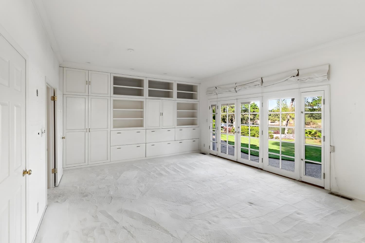 Carmichael, California, 95608, United States, 3 Bedrooms Bedrooms, ,4 BathroomsBathrooms,Residential,Active,2030586
