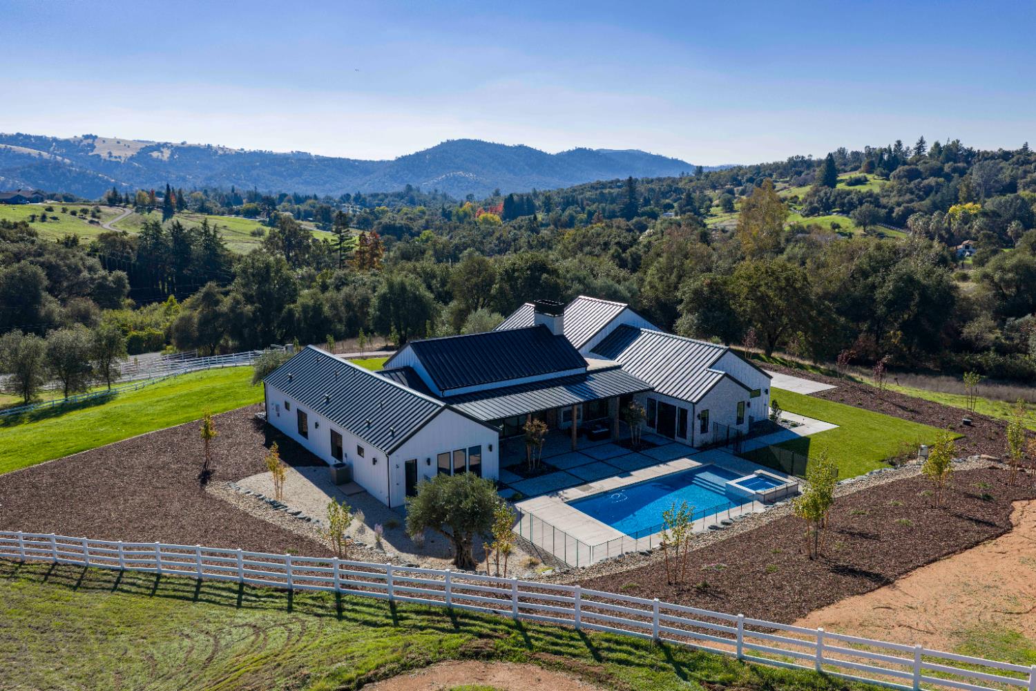 Newcastle, California, 95658, United States, 4 Bedrooms Bedrooms, ,6 BathroomsBathrooms,Residential,Active,1973288