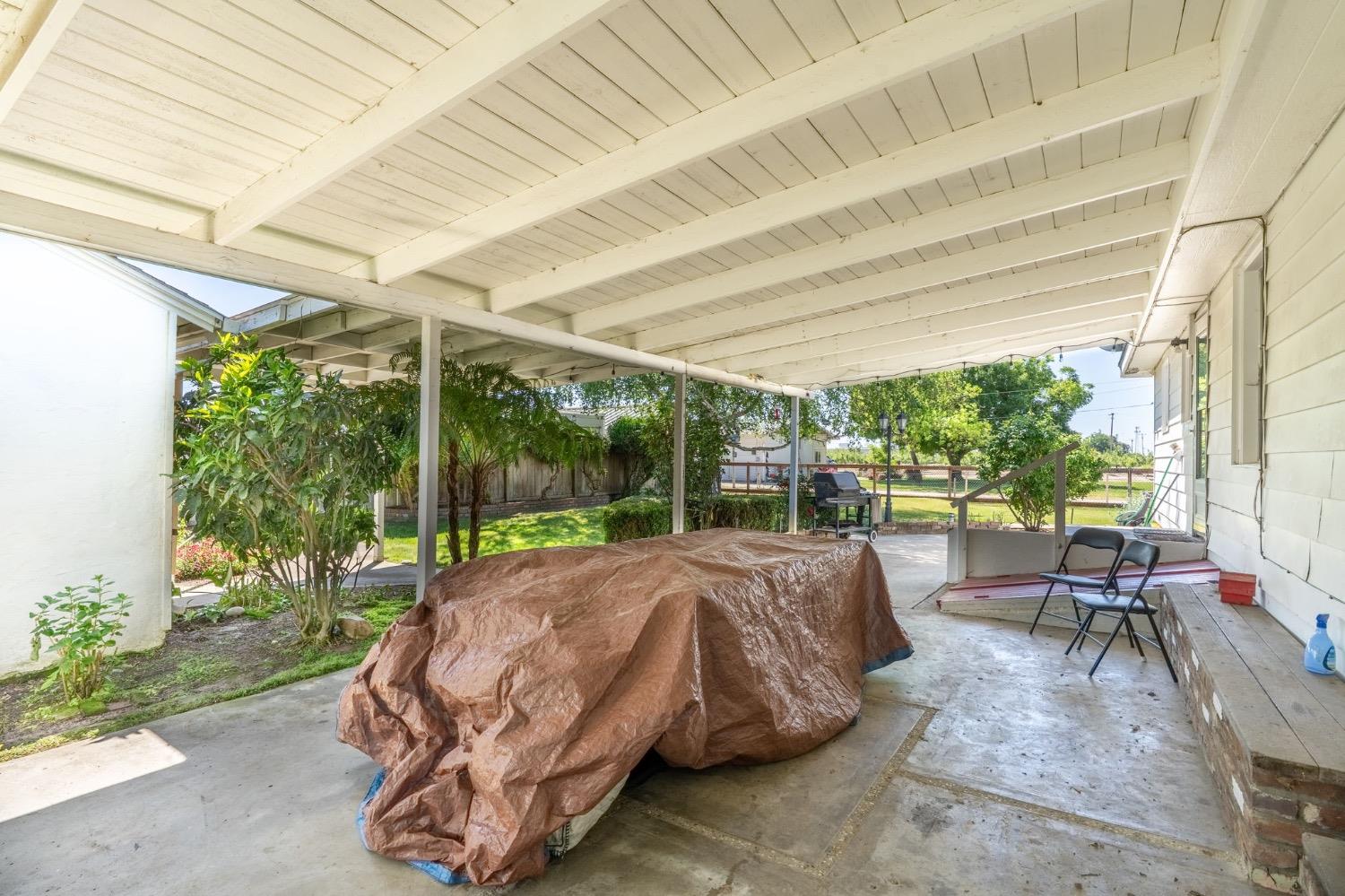 Ripon, California, 95366, United States, 3 Bedrooms Bedrooms, ,2 BathroomsBathrooms,Residential,Active,1808142