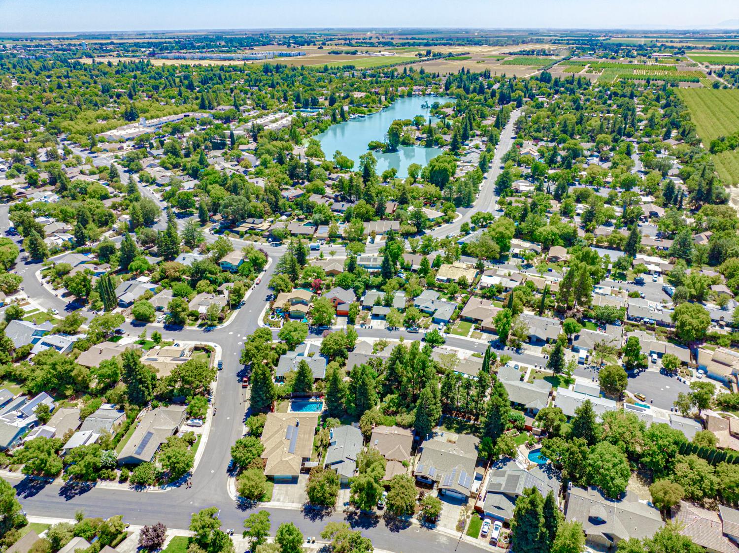 Davis, California, 95616, United States, 4 Bedrooms Bedrooms, ,2 BathroomsBathrooms,Residential,Active,1922306