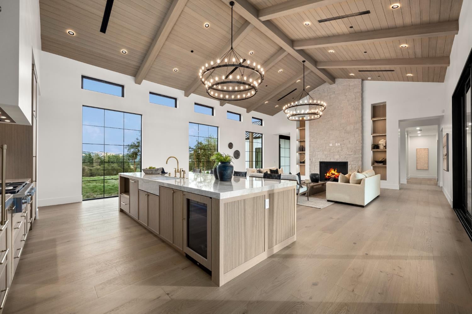 Newcastle, California, 95658, United States, 4 Bedrooms Bedrooms, ,6 BathroomsBathrooms,Residential,Active,1973288