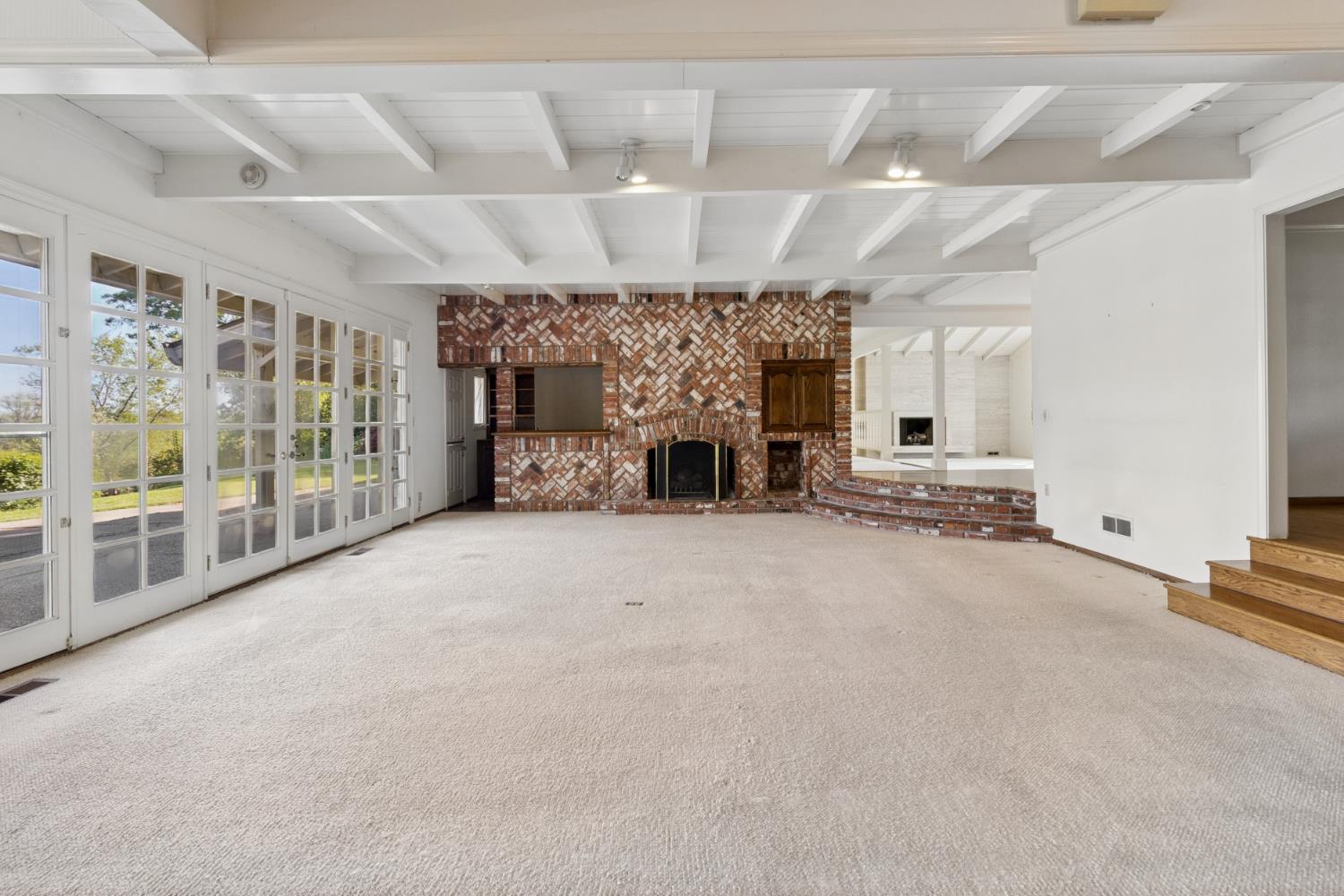 Carmichael, California, 95608, United States, 3 Bedrooms Bedrooms, ,4 BathroomsBathrooms,Residential,Active,2030586