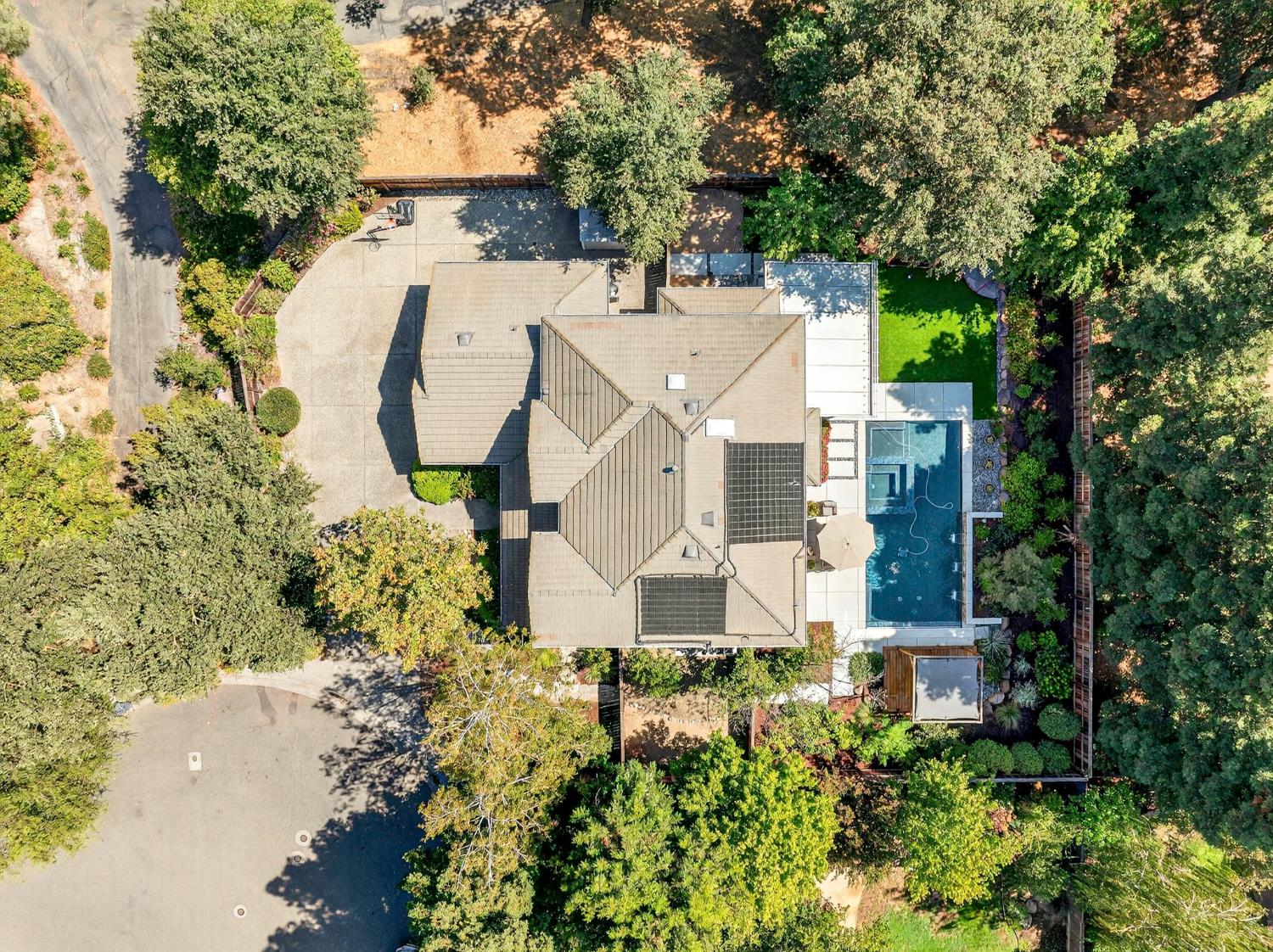 Davis, California, 95618, United States, 5 Bedrooms Bedrooms, ,3 BathroomsBathrooms,Residential,Active,1929454