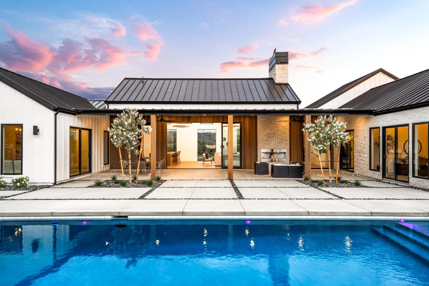 Newcastle, California, 95658, United States, 4 Bedrooms Bedrooms, ,6 BathroomsBathrooms,Residential,Active,1973288