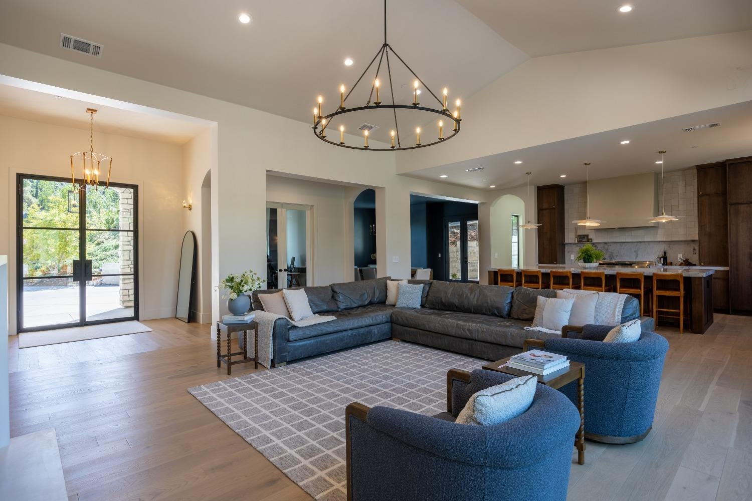 Auburn, California, 95603, United States, 4 Bedrooms Bedrooms, ,4 BathroomsBathrooms,Residential,Active,2017471