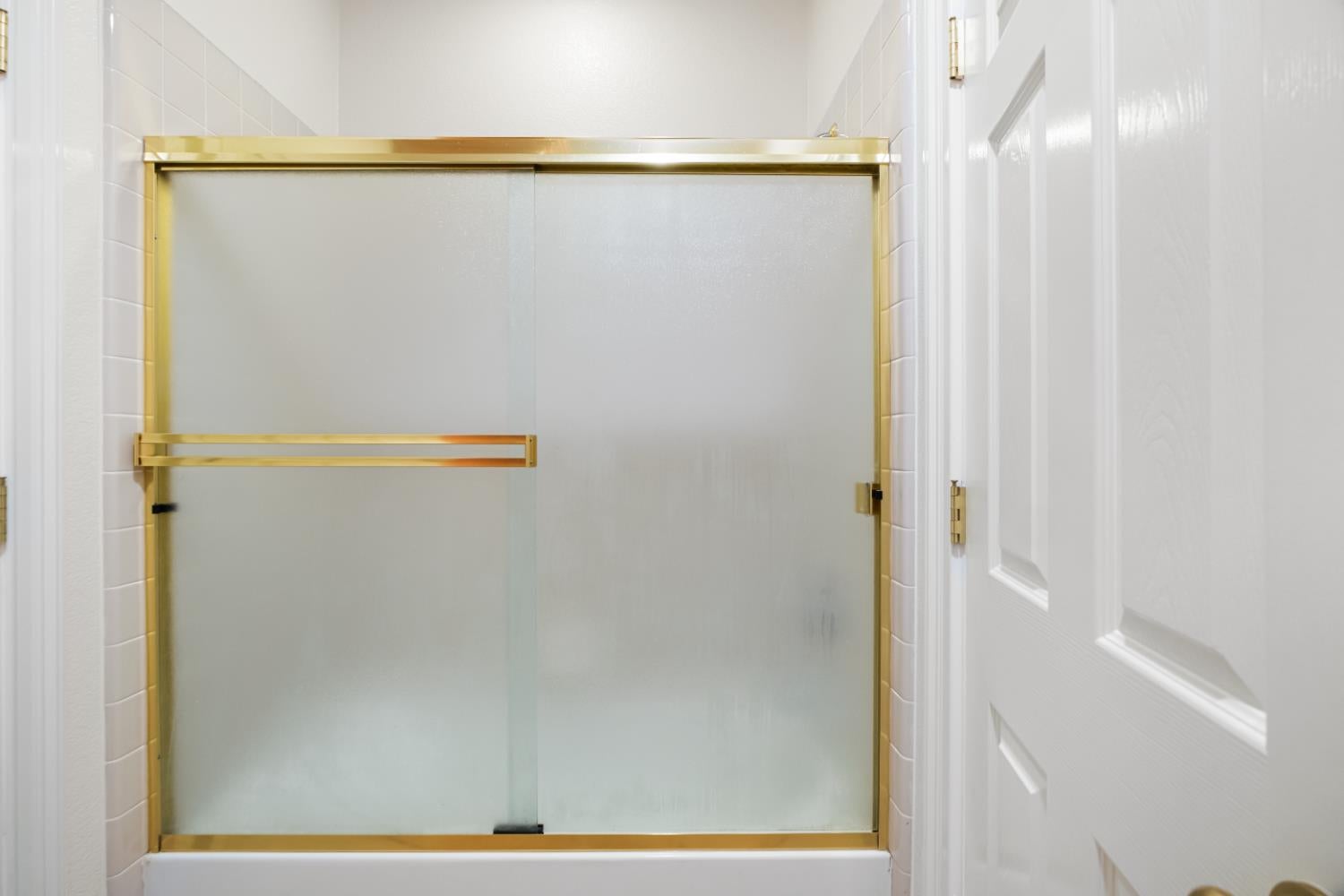 Roseville, California, 95661, United States, 5 Bedrooms Bedrooms, ,4 BathroomsBathrooms,Residential,Active,2006825