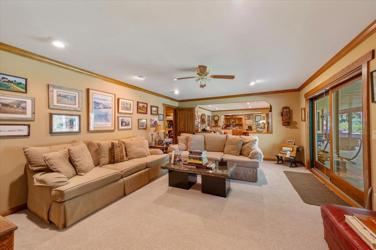 Nevada City, California, 95959, United States, 4 Bedrooms Bedrooms, ,4 BathroomsBathrooms,Residential,Active,1919076