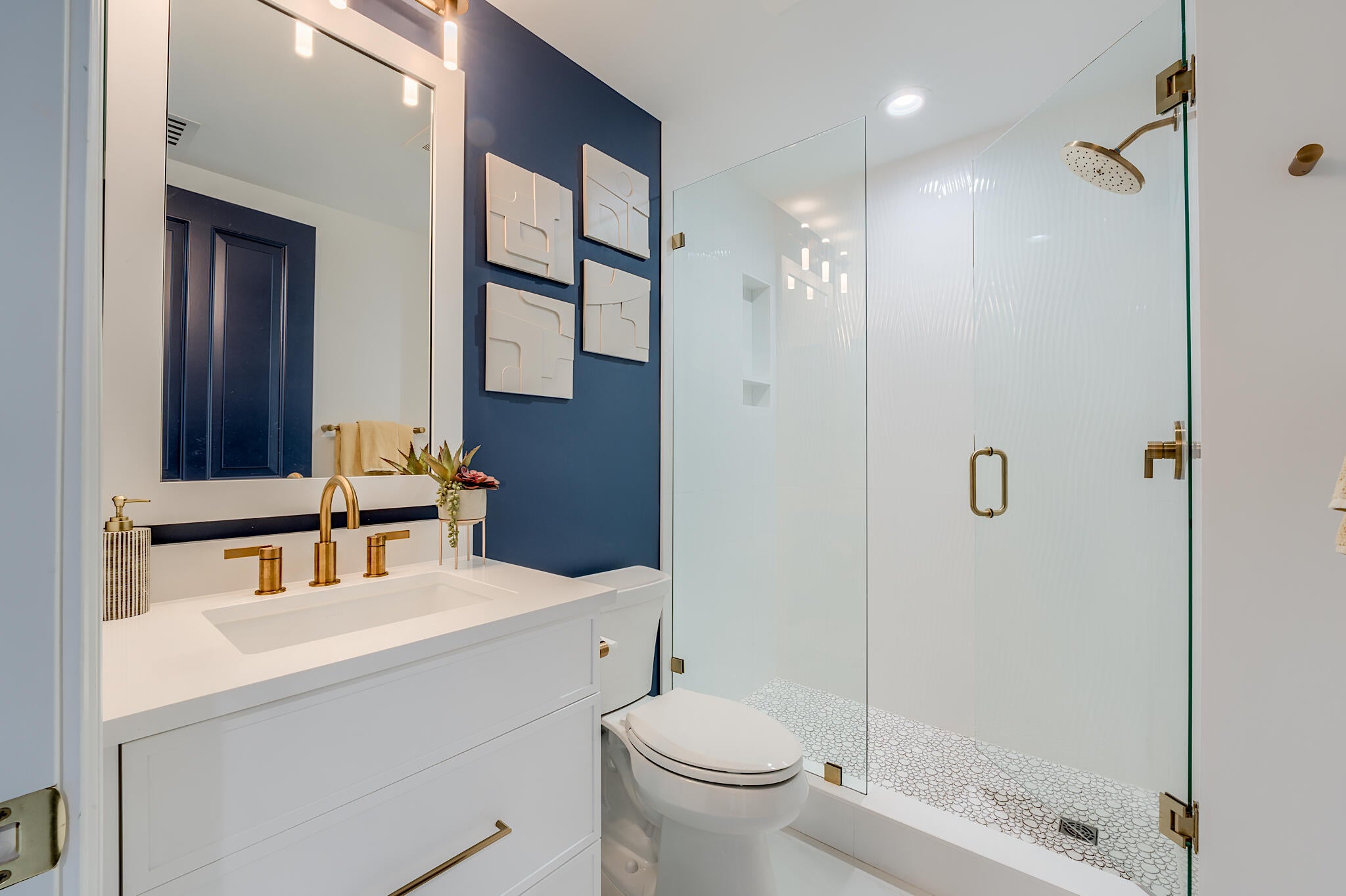 Marco Island, Florida, 34145, United States, 3 Bedrooms Bedrooms, ,4 BathroomsBathrooms,Residential,Active,2015431