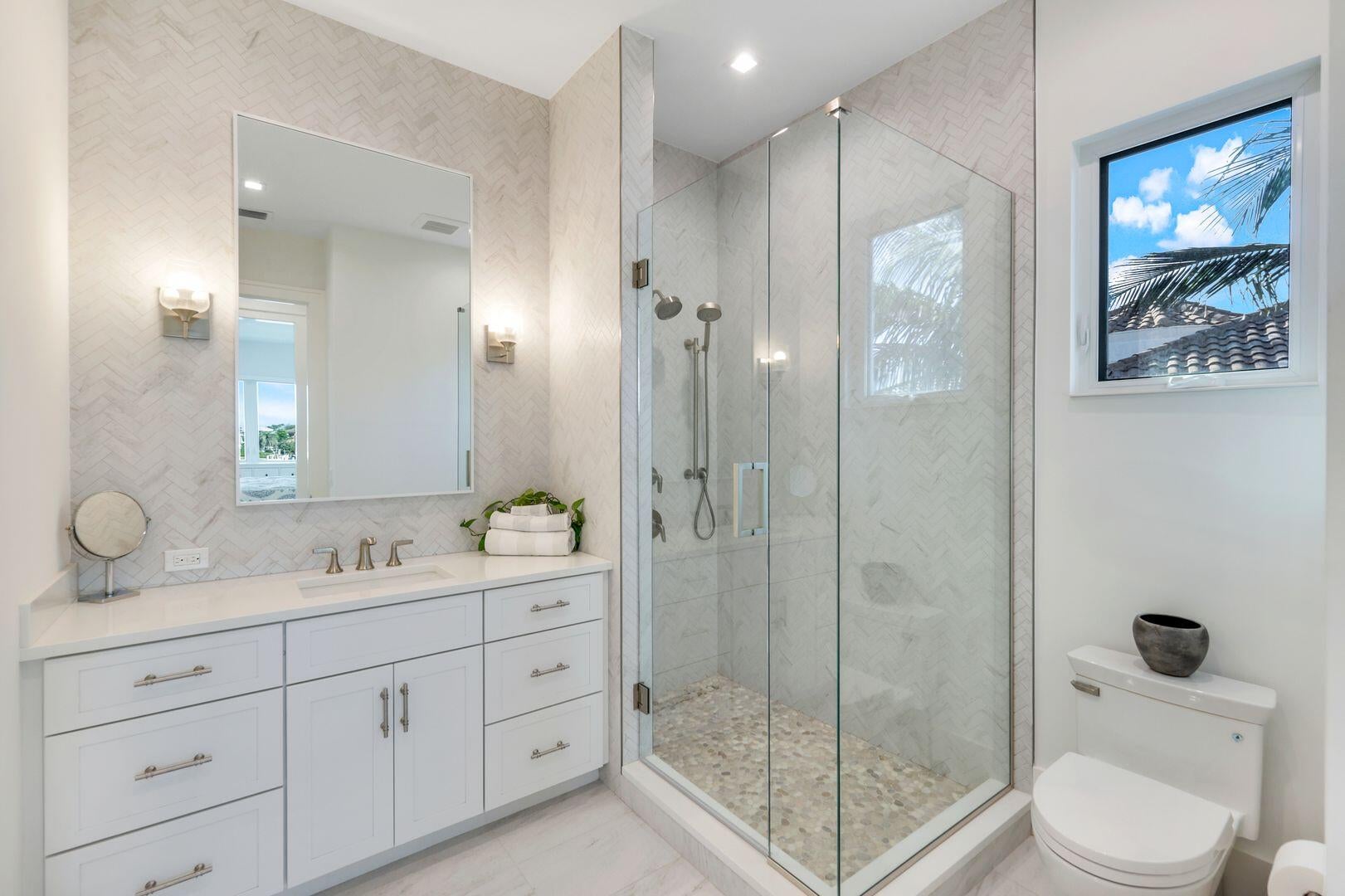 Marco Island, Florida, 34145, United States, 5 Bedrooms Bedrooms, ,5 BathroomsBathrooms,Residential,Active,1738482