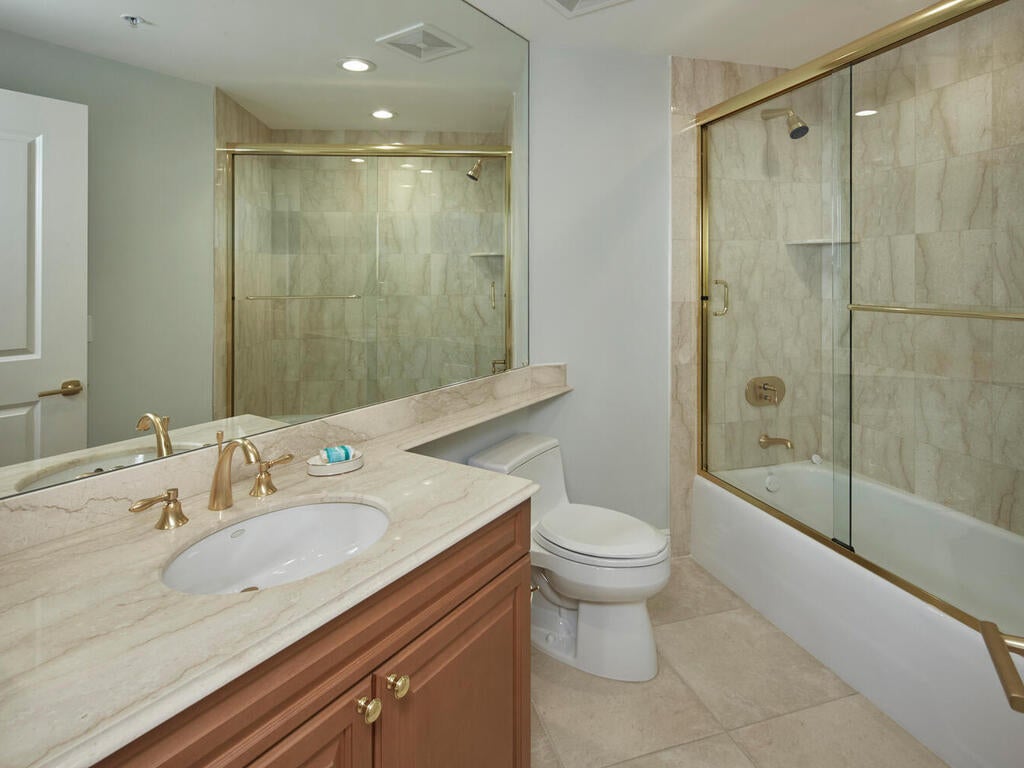 Marco Island, Florida, 34145, United States, 3 Bedrooms Bedrooms, ,4 BathroomsBathrooms,Residential,Active,1967311