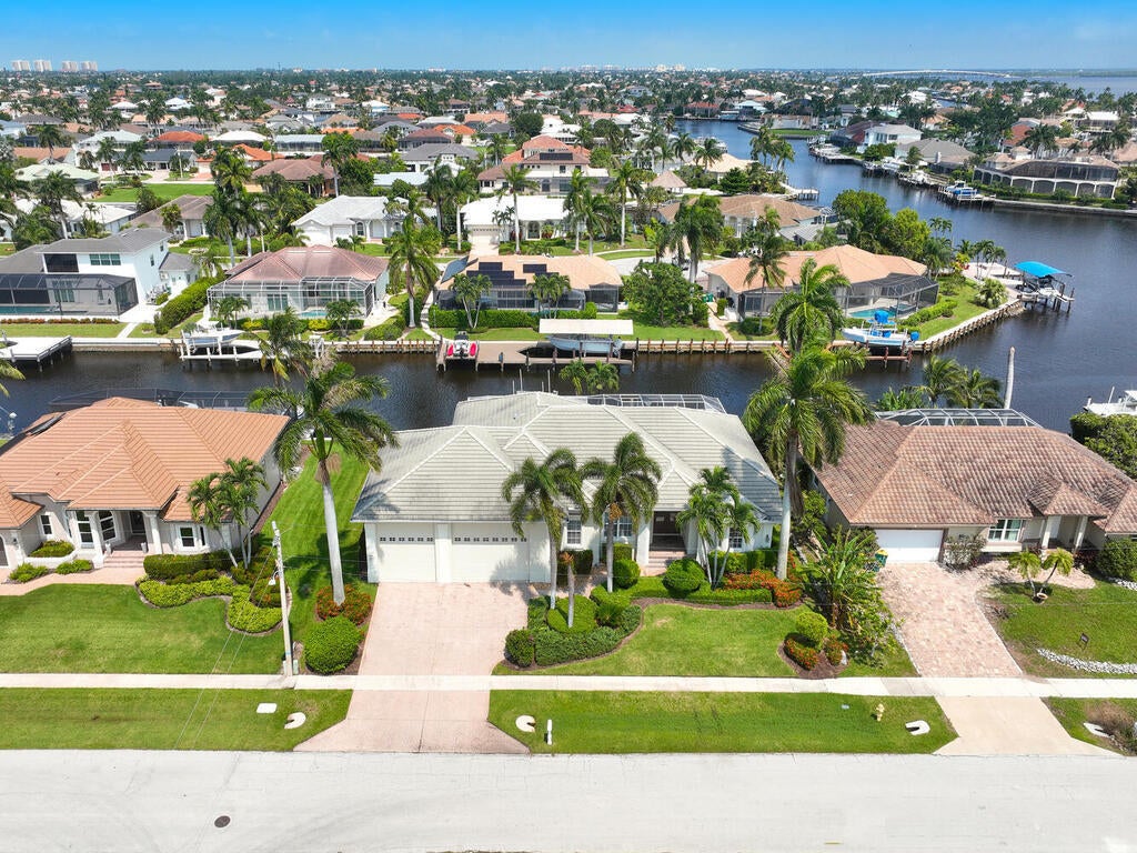 Marco Island, Florida, 34145, United States, 4 Bedrooms Bedrooms, ,4 BathroomsBathrooms,Residential,Active,1885036