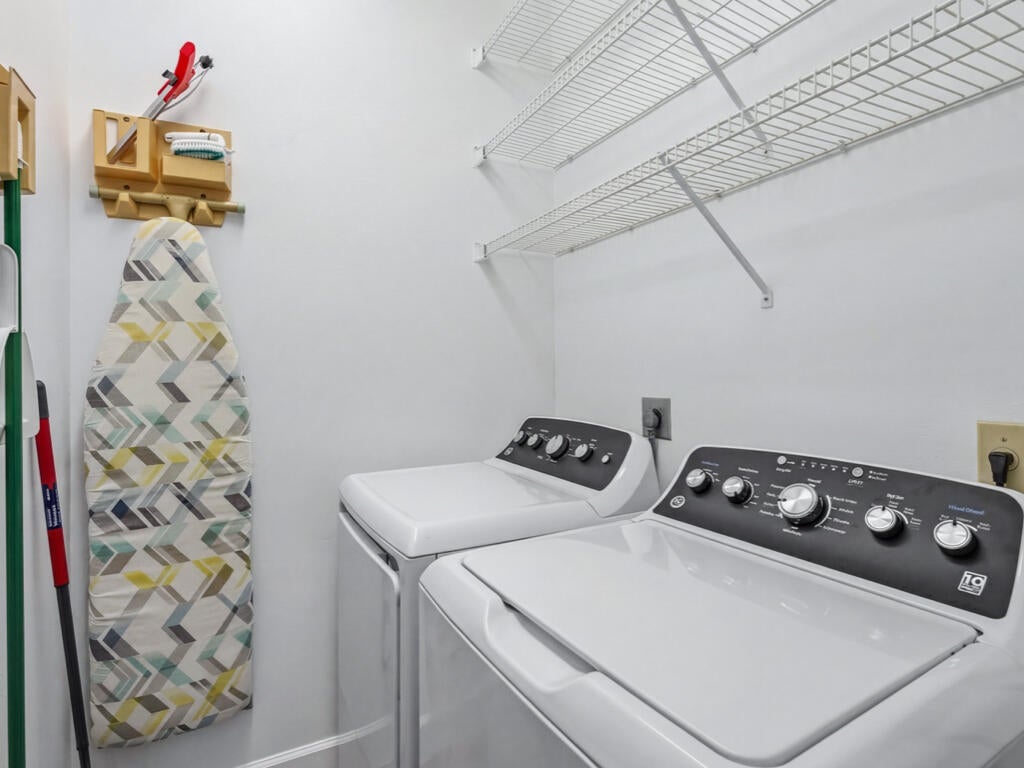 Naples, Florida, 34113, United States, 4 Bedrooms Bedrooms, ,3 BathroomsBathrooms,Residential,Active,2016424