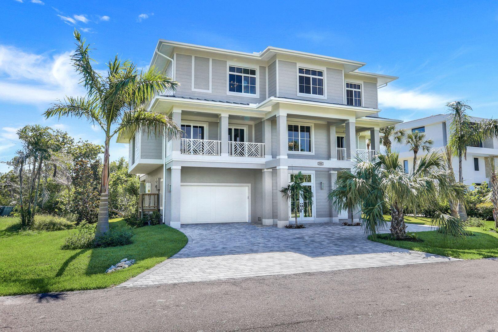 Marco Island, Florida, 34145, United States, ,4 BathroomsBathrooms,Residential,Active,1747379