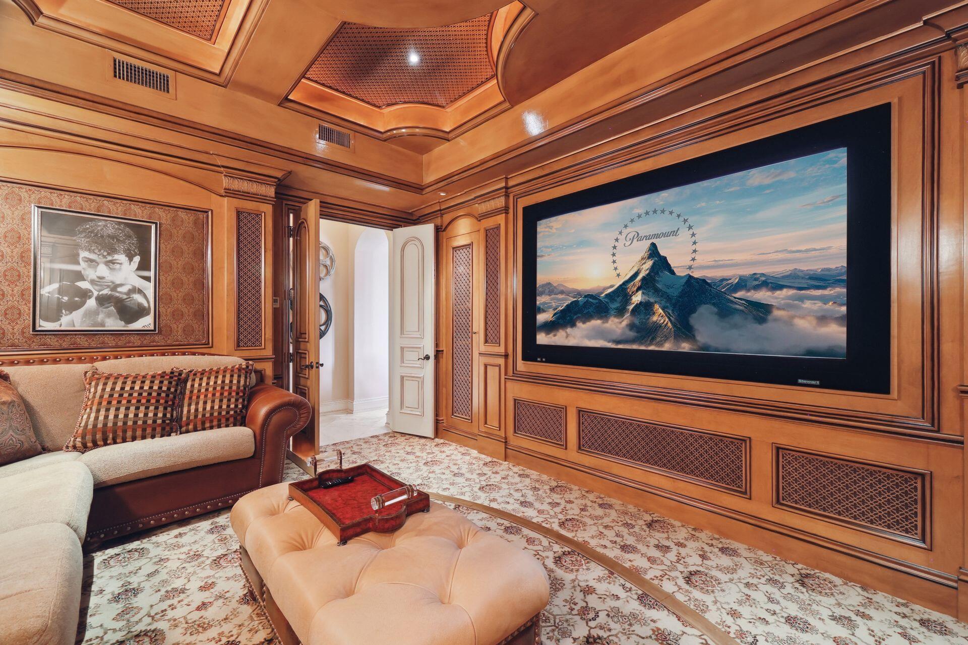 Marco Island, Florida, 34145, United States, ,8 BathroomsBathrooms,Residential,Active,1749218