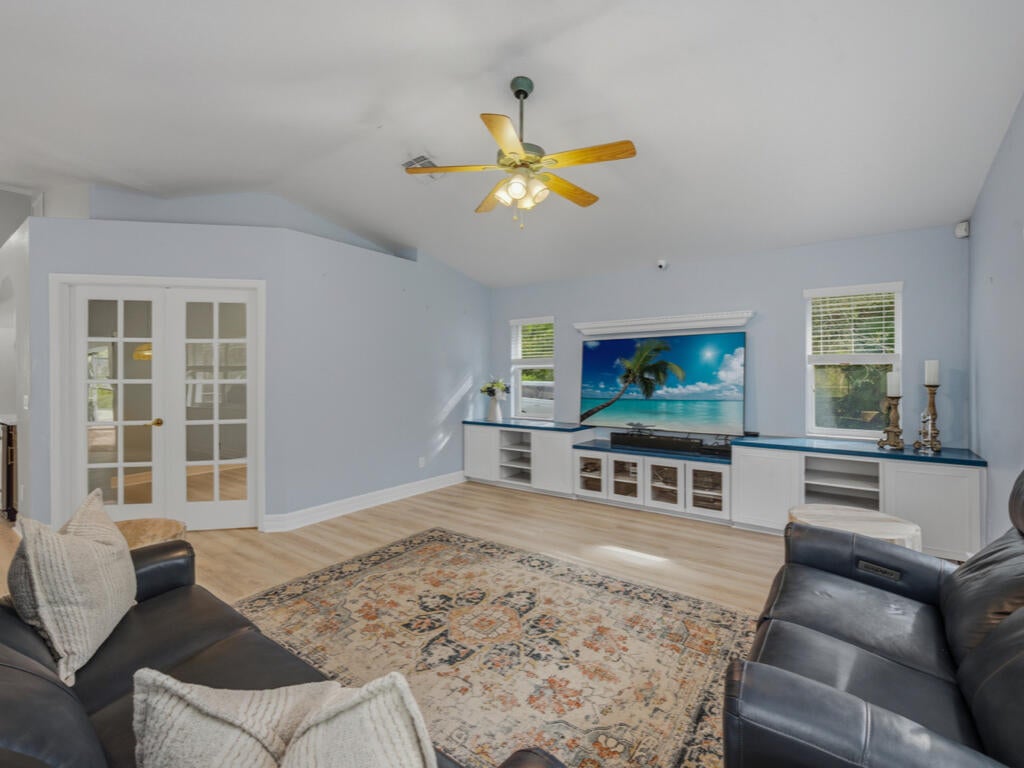 Naples, Florida, 34117, United States, 4 Bedrooms Bedrooms, ,3 BathroomsBathrooms,Residential,Active,2009870