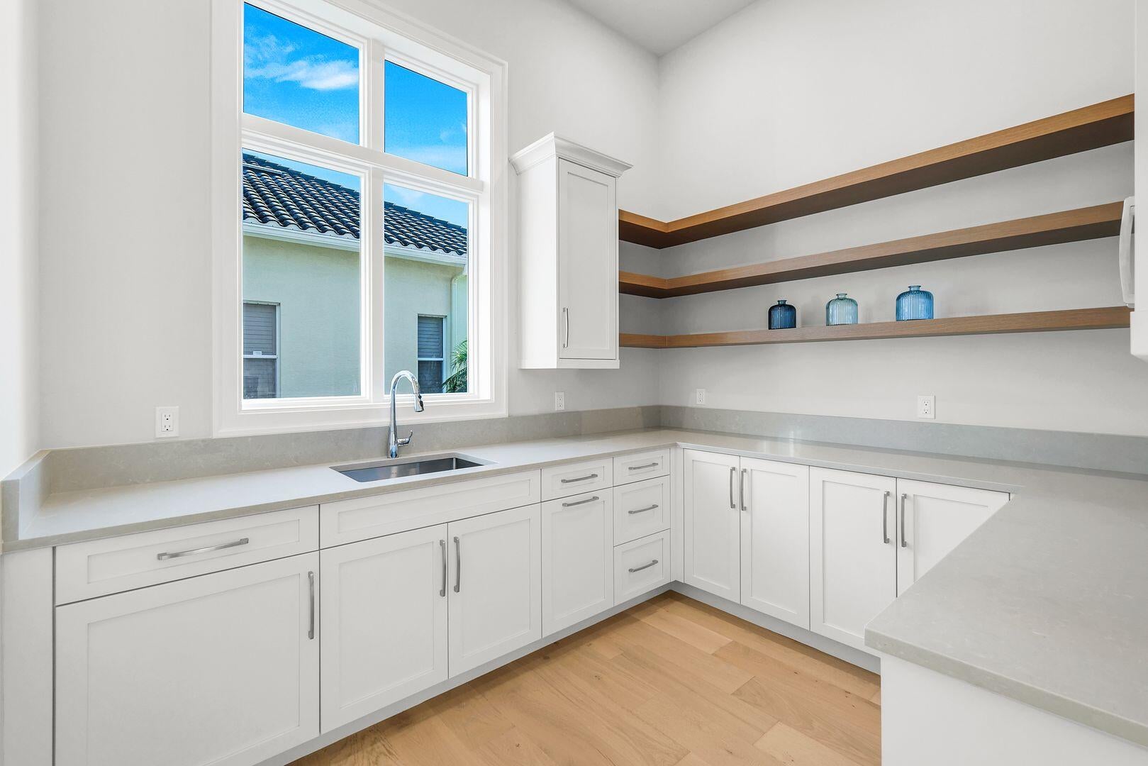 Marco Island, Florida, 34145, United States, 4 Bedrooms Bedrooms, ,5 BathroomsBathrooms,Residential,Active,1876867