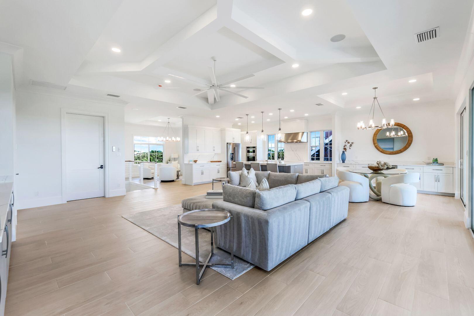 Marco Island, Florida, 34145, United States, 5 Bedrooms Bedrooms, ,4 BathroomsBathrooms,Residential,Active,2006840