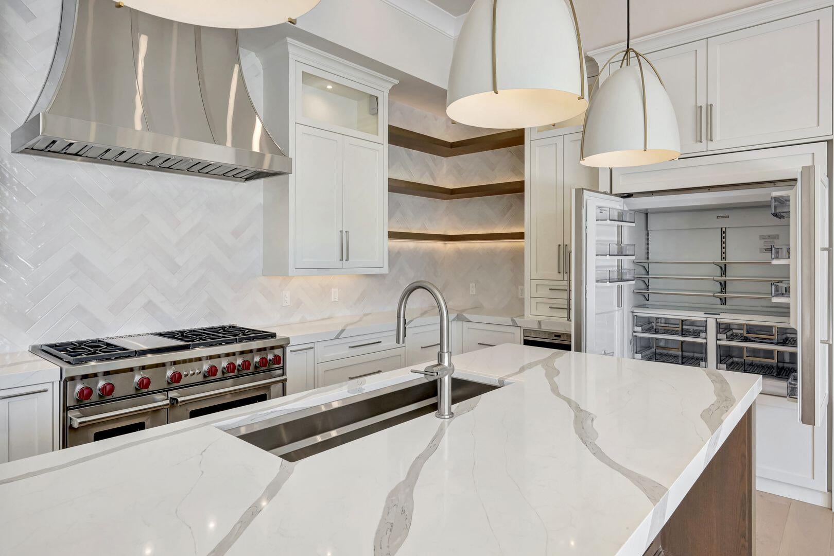 Marco Island, Florida, 34145, United States, 5 Bedrooms Bedrooms, ,6 BathroomsBathrooms,Residential,Active,1828951