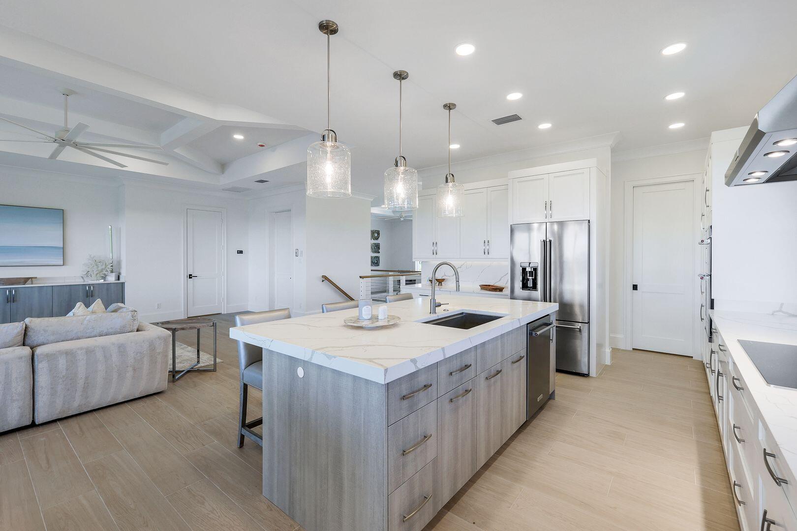 Marco Island, Florida, 34145, United States, ,4 BathroomsBathrooms,Residential,Active,1747379